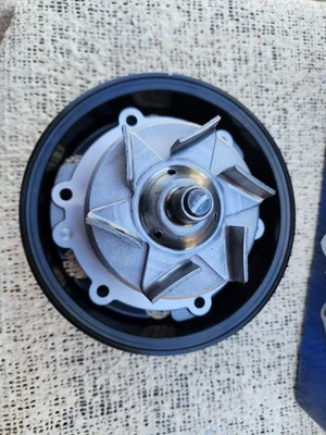 Bomba de água Carquest para Chevy Chevrolet Silverado 1500 caminhão GMC Sierra Tahoe - Imagem 1 de 3