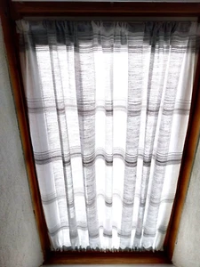 Spanngardine Dachfenster B 110cm x 98cm Gardine Weiß Grau Scheibengardinen - Bild 1 von 4