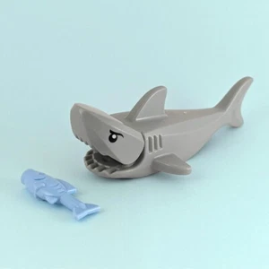 Hellgraue Lego Hai Minifigur mit Chomping Action & blauen Fischen-brandneu - Bild 1 von 8