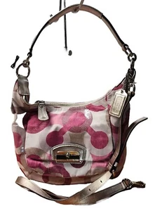 Neu mit Etikett Coach Kristin Grafik OVP Art Pailletten wandelbar Hobo 19963 pink bunt - Bild 1 von 11