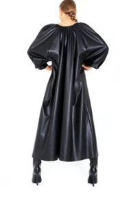 Recreo San Miguel übergroßes Damenkleid grün Gabriela veganes Leder ohne Gürtel - Bild 1 von 5
