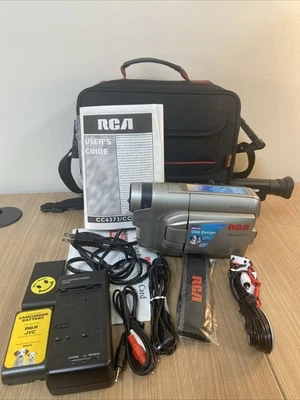Vintage RCA Auto Shot 200x CC-6373 WORKS W/ Charger 2 Batteries Camcorder - Image 1 of 4