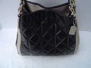 AUTHENTIC COACH MADISON BLACK COLOR BLOCK QUILTED LEATHER PHOEBE #38257 EUC - Picture 1 of 23