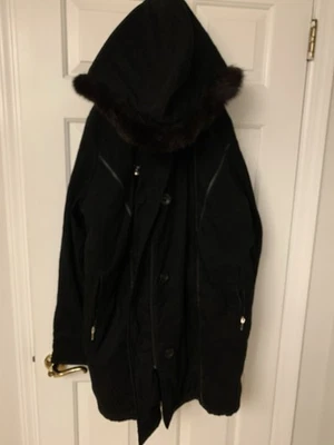 Abrigo de invierno para mujer 3x Traditions forrado de piel sintética capucha desmontable negro con cremallera Foto 1 de 4