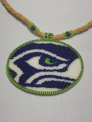 🏈Handmade Seattle Seahawks Beaded Medallion W/Genuine Braided Leather Necklace Cover