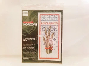 Kit Punto de Cruz Contado Espárragos 14ct Blanco Aida 5"x12" Horizontes Monarca - Imagen 1 de 5