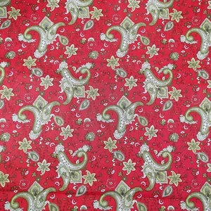 Cotton Print Fabric Red and Green Paisley Design 1.66 Yards Quilting Sewing - Picture 1 of 6
