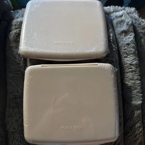 2x Vintage Mary Kay Reise 2-seitige Spiegel Make-up Tabletts Hartschale rosa 7,25 x 6,25 - Bild 1 von 9
