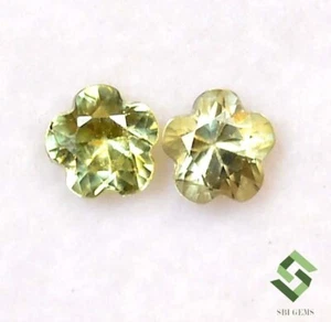 Natural Green Sapphire Flower Shape Pair 4x4 mm 0.76 CTS Loose Gemstone - Picture 1 of 8