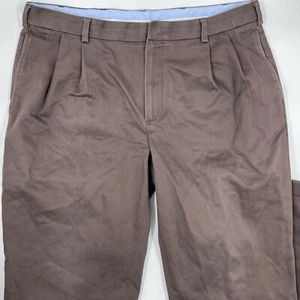 Jos. A. Bank Traveler’s Collection Pleated Chino Pants Size 40/32 Brown Pant - Picture 1 of 12