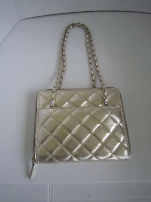 ECO STYLE Bordeaux Carrying Case for iPad, Credit Card - Gold, Silver Sold out Foto 1 de 4