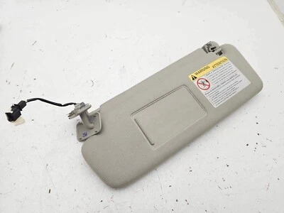 AUDI Q7 2007-2015 - Parasol doble izquierdo/espejo OEM 4L0857551H Foto 1 de 4