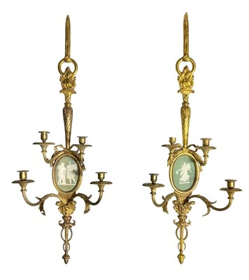 Par de apliques antiguos de porcelana de jaspe verde de bronce dorado estilo Luis XVI Foto 1 de 4