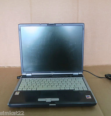 Fujitsu Lifebook S7020 Pentium M760 2.00GHz, 2GB 14.1" Laptop No Display Output - Image 1 of 2