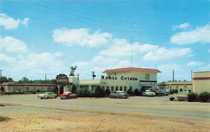 Grenada MS Monte Cristo Court & Restaurant Old Cars Postcard - Picture 1 of 2