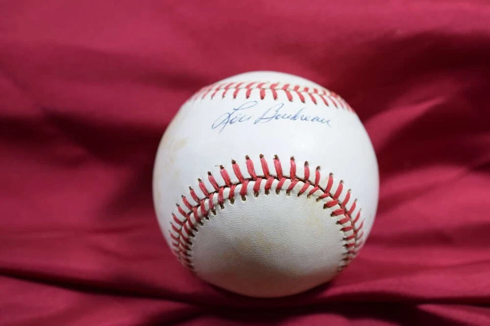 Béisbol firmado Lou Boudreau autógrafo de la Liga Americana OAL Foto 1 de 1