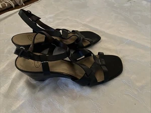 Women’s Joan&David Circa Black Leather Wedge Strappy Sandals Sz 8 1/2 M - Picture 1 of 9