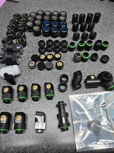Lot of Black Sparkle Bitspower Fittings - Photo 1/17