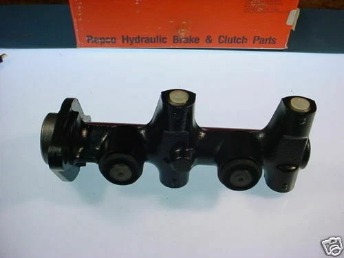 Ford Fiesta New Brake Master Cylinder  25-02501 - Изображение 1 из 1