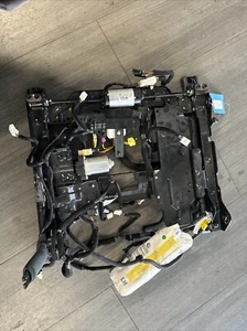 2014 2015 2016  Hyundai Equus Driver  Seat Track Left Front Power  Adjustable - Picture 1 of 14