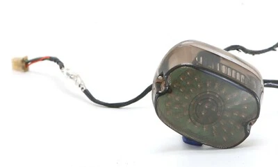 Luz de freno/trasera LED 80-83 apagada 1981 GL1100. Lente ahumada. Foto 1 de 2