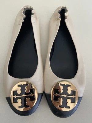 Tory Burch Puntera Ballet Claire Crema Negro Dorado Metal Herrajes Suela de Goma 6.5 Foto 1 de 4