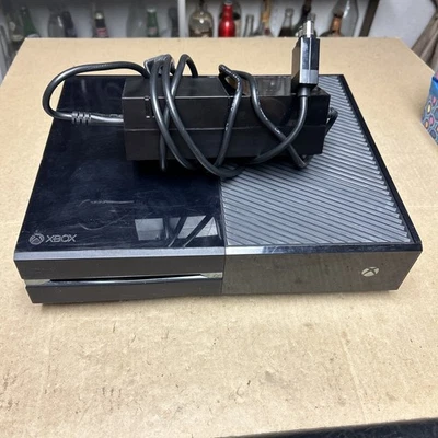 Consola Microsoft Xbox One 1540 500 GB - Negra con cable de alimentación - Probada y funcionando Foto 1 de 4