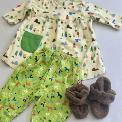 Zutano NB-3 Mo Boutique Baby Outfit with Warm Booties Mountaincore Cowgirl Cozy - Image 1 of 4