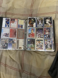 RANDOM UNSCREENED GRAB BAGS | 25 BASEBALL CARDS | Various Brand, Team, Year - Picture 1 of 6