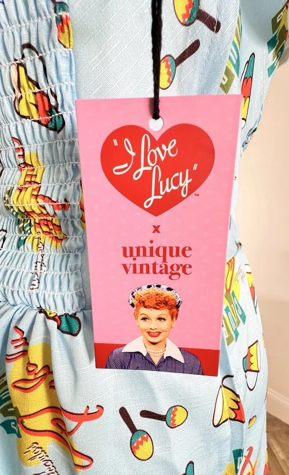 NUEVO CON ETIQUETAS DE COLECCIÓN "I LOVE LUCY Vestido Talla M AZUL BABALU Único De Colección Lucille Ball Desilu Foto 1 de 4