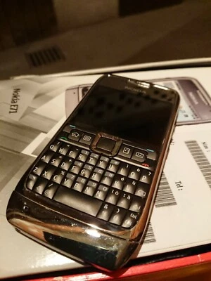 Nokia E71 funzionante, Symbian  - Immagine 1 di 3