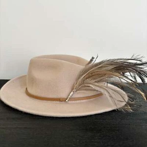 New Emu Feather ANZAC Hat Pin Brooch - Wholesale Feathers & Craft Supplies - Foto 1 di 7