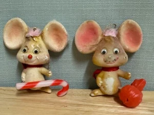 2 Stück Vintage beflockte lächelnde Maus Weihnachtsschmuck 4,5 Made in Hong Kong - Bild 1 von 7