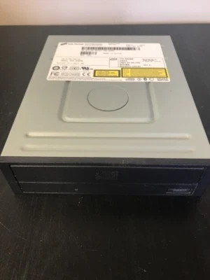 Data Storage Hitachi CD-R/RW Drive Model GCE-8483B - Image 1 of 2