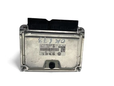OK673 VW Engine Control Unit ECU 06A906032TS 0261201271 - Image 1 of 4