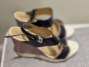 Chic GEOX Navy & White Wedge Sandals – Size EU 41, Worn Once - Picture 1 of 5