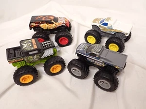 Hot Wheels Monster Trucks 4.5" friction drive Fire starter Bone Crusher Good1 + - Picture 1 of 5
