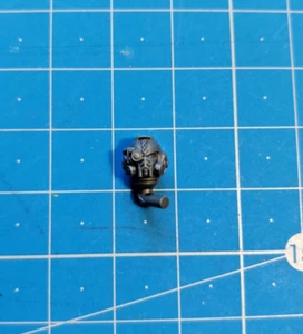 Apothecary Biologis Bits Medic Bionic Head Leviathan Space Marines 40k Bitz - Picture 1 of 1