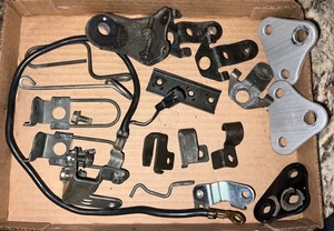 Misc Bracket Under Lower Lh Rh 1994 95 Suzuki GSX-R750 GSXR750 GSXR 750 lot pts - Picture 1 of 6