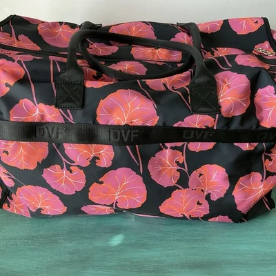DVF Diane von Furstenberg x Target Geranium Leaf Weekender Duffle Bag Tote - Image 1 of 4
