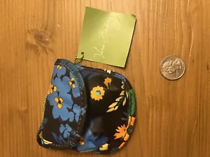 Vera Bradley Pacifier Pod MIDNIGHT BLUES Case Holder Baby NWT - Picture 1 of 5