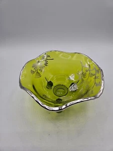 VTG. Depression Glass Bowl Emerald Green 3-leg with Silver Accents and Trim - Picture 1 of 8