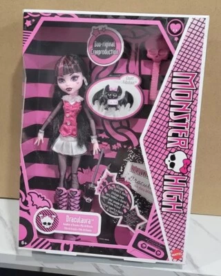 2024 Monster High Draculaura Boo-riginal Creeproduction Fashion Doll (IN-HAND) - Image 1 of 3