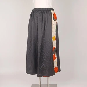 Falda de seda vintage hecha en Japón hecha a mano de kimono reciclado hecho a mano prototipo - Imagen 1 de 5