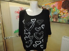 HAUT  DESIGUAL    TAILLE M