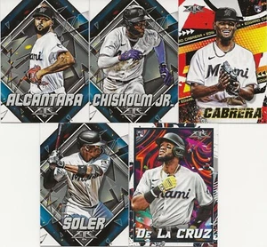 Miami Marlins 2022 Topps Fire Base Team Set ~ Chisholm-Cabrera-De La Cruz RC+ - Bild 1 von 1