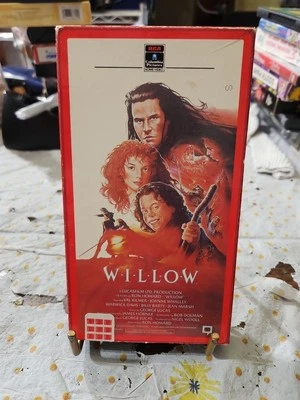 Willow (VHS Tape, 1994 Ex-Rental. ) - Image 1 of 4