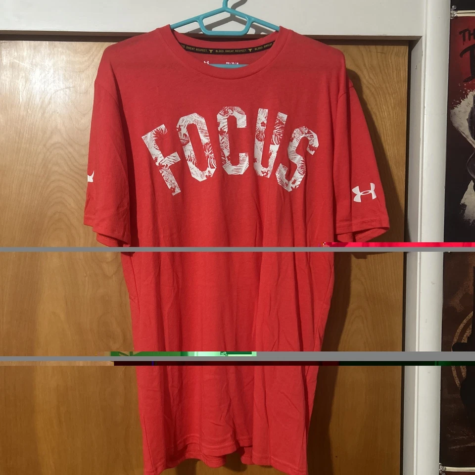 Under Armour FOCUS Hombre Project Rock Mahalo Manga Corta Hombre’s Mediano NUEVO Foto 1 de 4