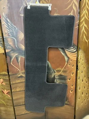 2012 - 2016 Honda CR-V Floor Mats Carpet BLACK - Image 1 of 4