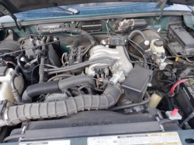 Módulo de control ABS usado se adapta a: 1999 Mazda B-3000 ABS 2 ruedas ABS detrás centro da Foto 1 de 4